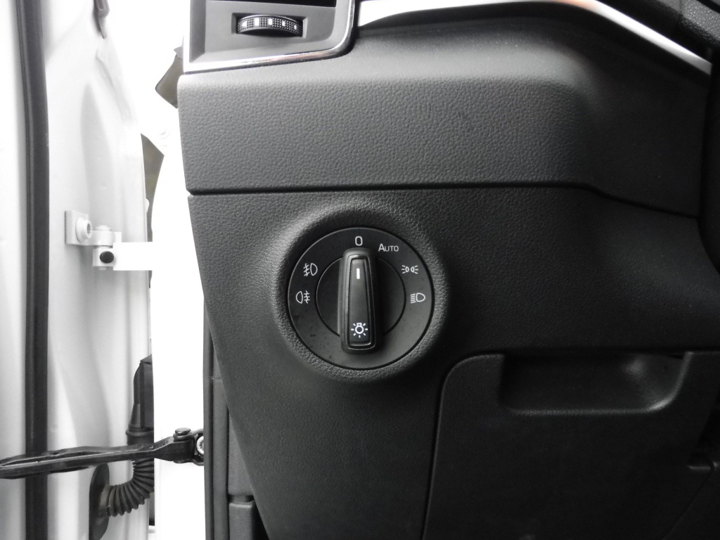 SKODA Karoq 2.0 TDI 115CH SELECTION - ref: 72243 - Photo 8