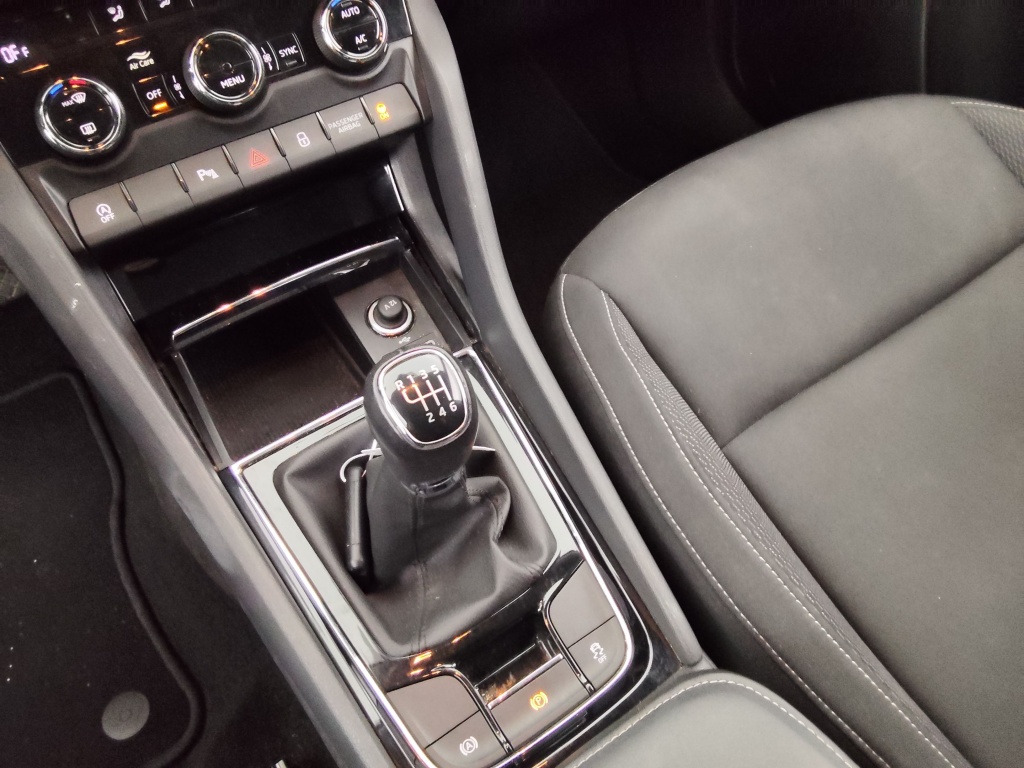 SKODA Karoq 2.0 TDI 115CH SELECTION - ref: 72253 - Photo 14