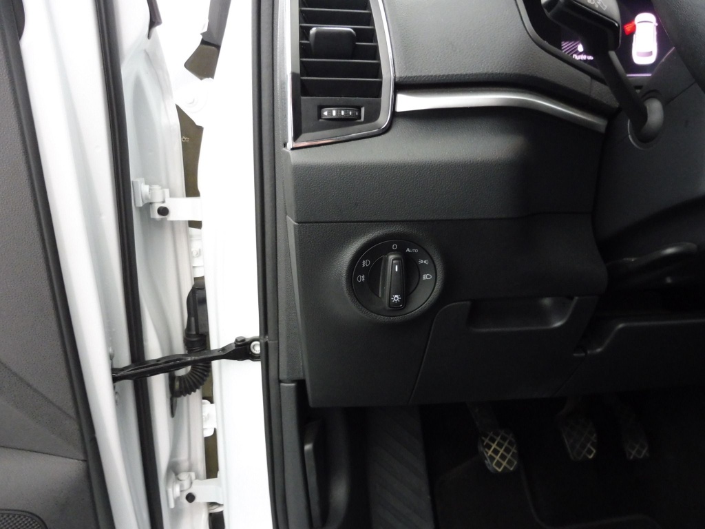 SKODA Karoq 2.0 TDI 115CH SELECTION - ref: 72258 - Photo 8