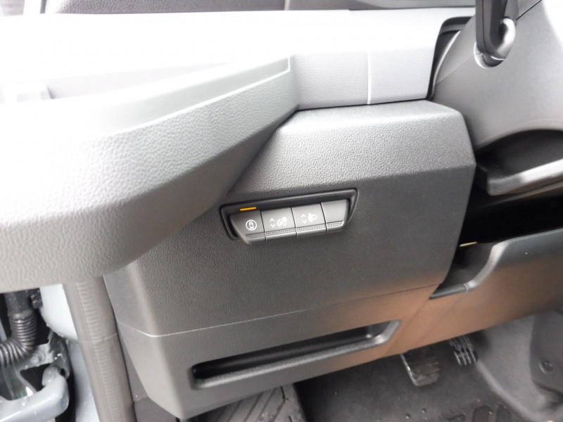 RENAULT Master F3500 L2H2 2.0 BLUE DCI 150CH EXTRA AUTO - 25 - ref: 72318 - Photo 8