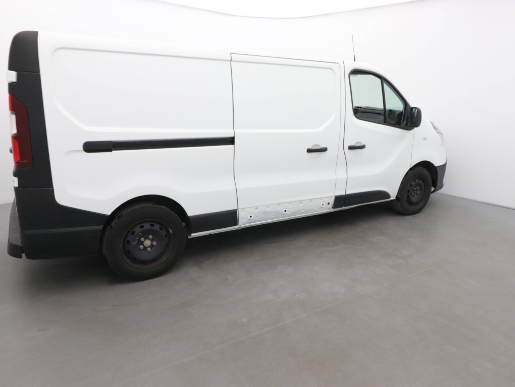 RENAULT Trafic L2H1 1300 2.0 DCI 120CH GRAND CONFORT S&S E6 - ref: 72341 - Photo 4