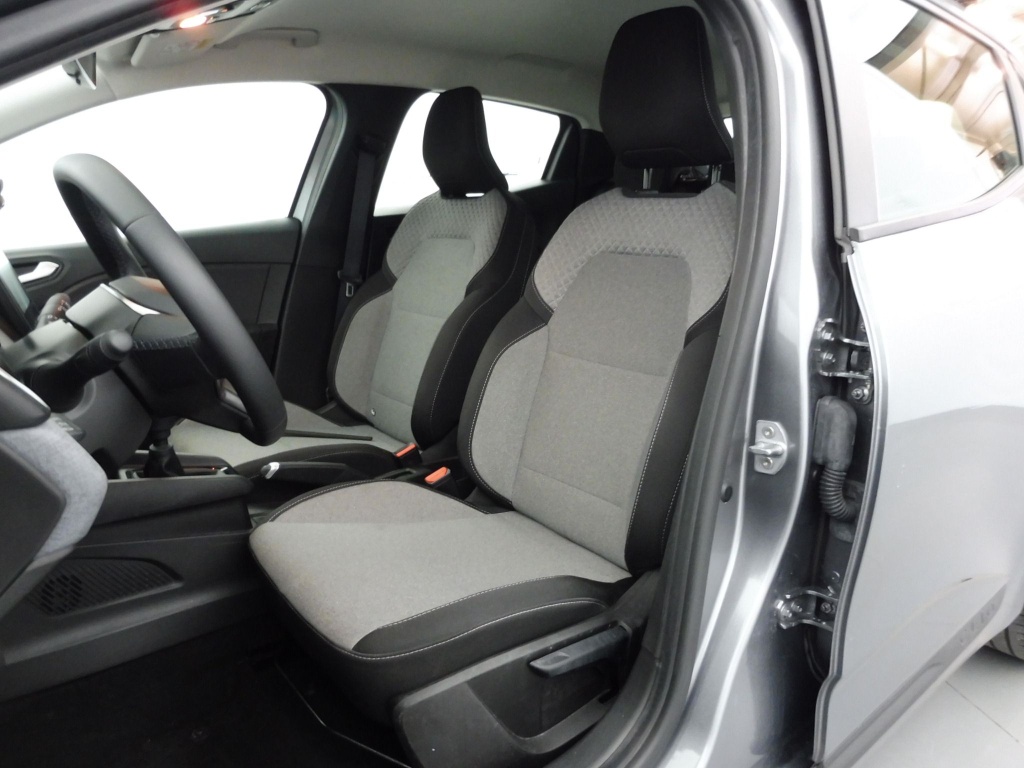 RENAULT Clio 1.5 BLUE DCI 100CH EVOLUTION GSR2 - ref: 72417 - Photo 12