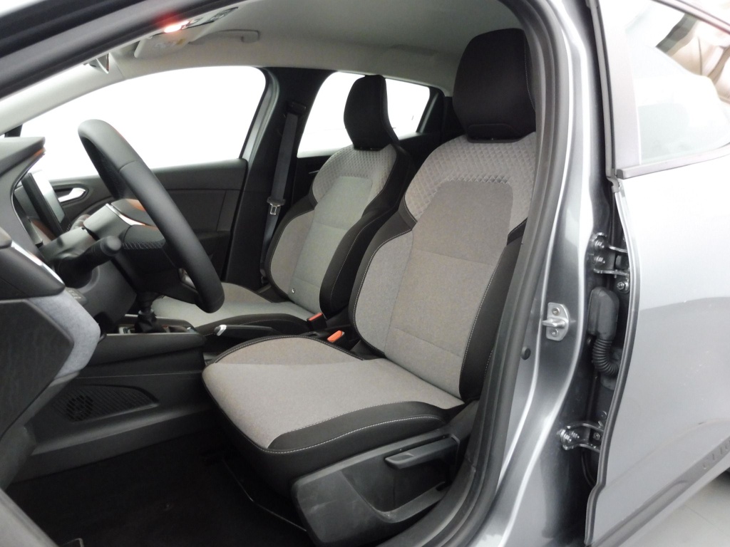 RENAULT Clio 1.5 BLUE DCI 100CH EVOLUTION GSR2 - ref: 72422 - Photo 12