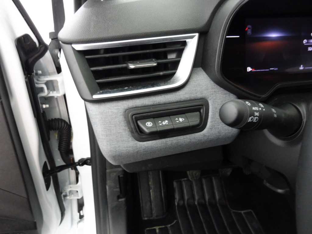 RENAULT Clio 1.5 BLUE DCI 100CH EVOLUTION GSR2 - ref: 72425 - Photo 7