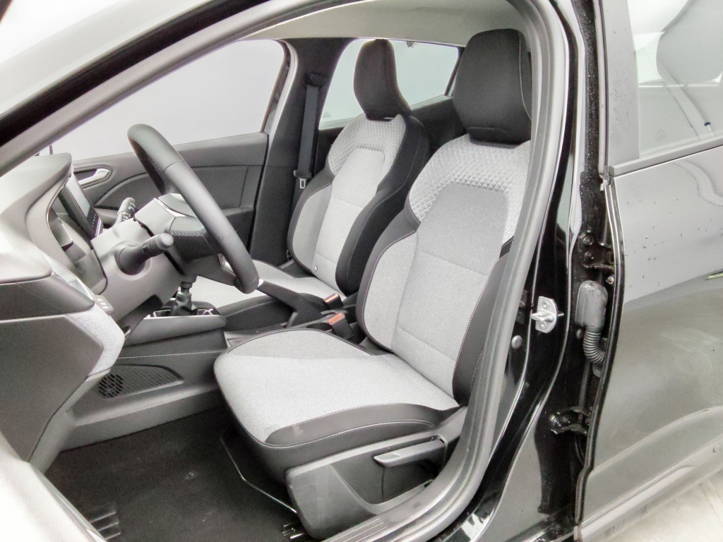 RENAULT Clio 1.5 BLUE DCI 100CH EVOLUTION GSR2 - ref: 72476 - Photo 15