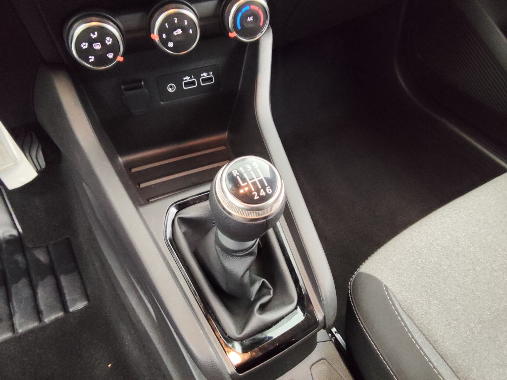 RENAULT Clio 1.5 BLUE DCI 100CH EVOLUTION GSR2 - ref: 72487 - Photo 13