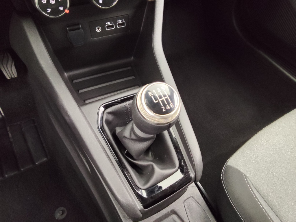 RENAULT Clio 1.5 BLUE DCI 100CH EVOLUTION GSR2 - ref: 72542 - Photo 13