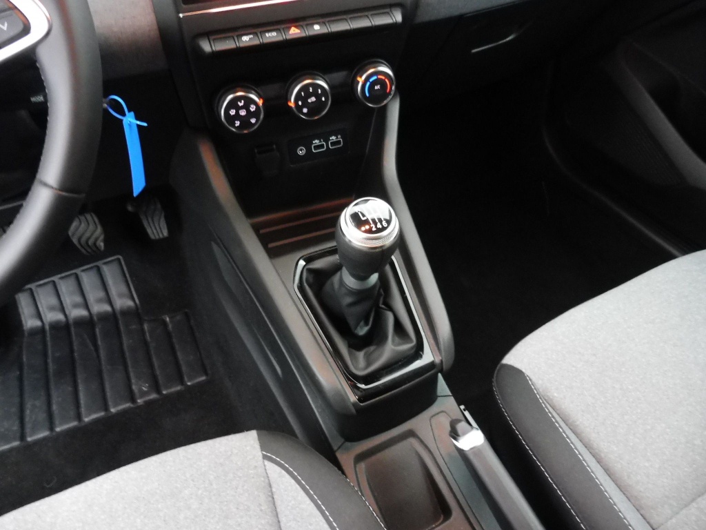 RENAULT Clio 1.5 BLUE DCI 100CH EVOLUTION GSR2 - ref: 72552 - Photo 11