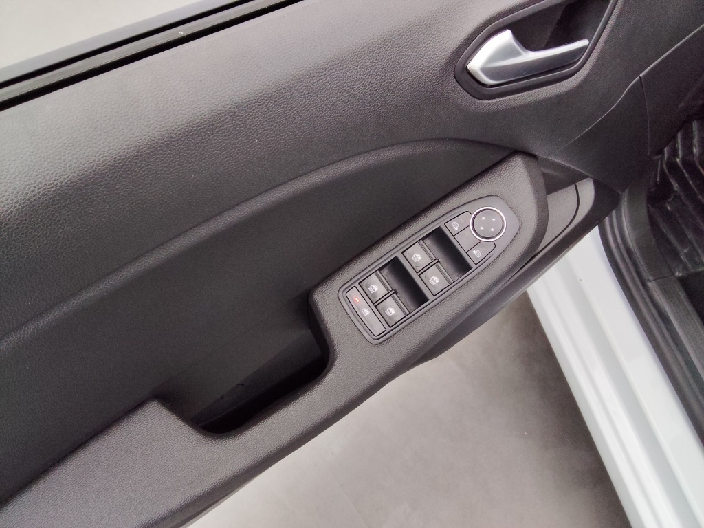 RENAULT Clio 1.5 BLUE DCI 100CH EVOLUTION GSR2 - ref: 72563 - Photo 17