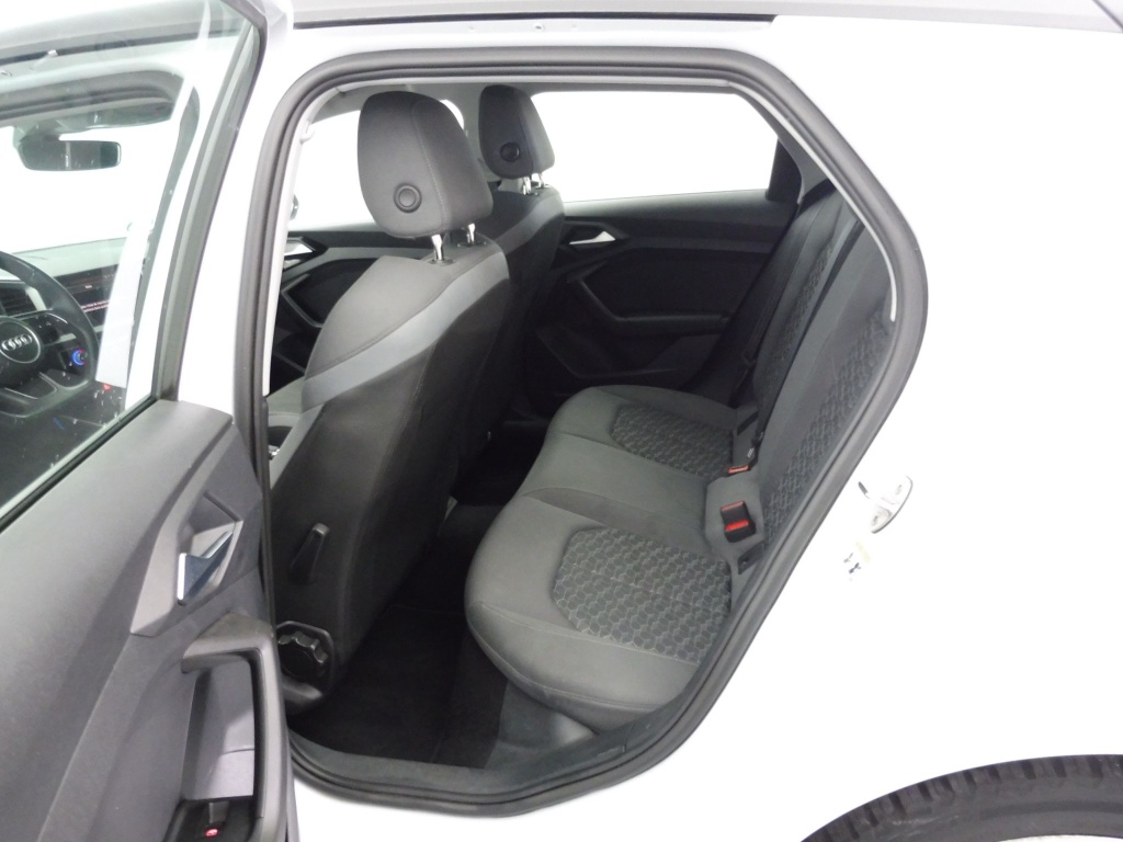 AUDI A1 Sportback 30 TFSI 110s line - ref: 72775 - Photo 7