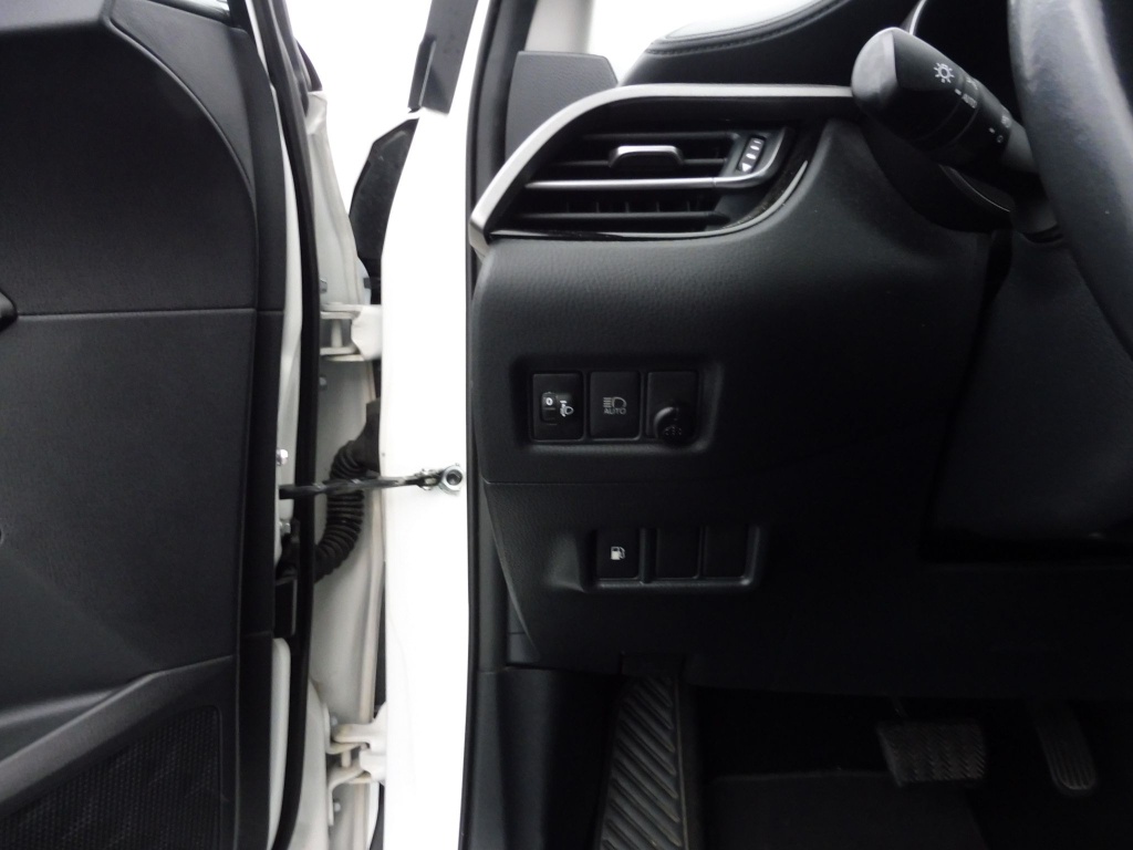 TOYOTA C-HR 1.8 E-CVT 125Hcomfort - ref: 72851 - Photo 8