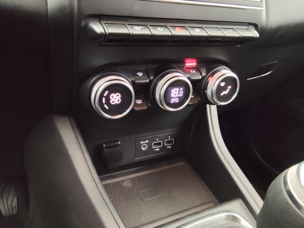 RENAULT Captur 1.3 TCE 140CH FAP ZEN - ref: 73033 - Photo 7