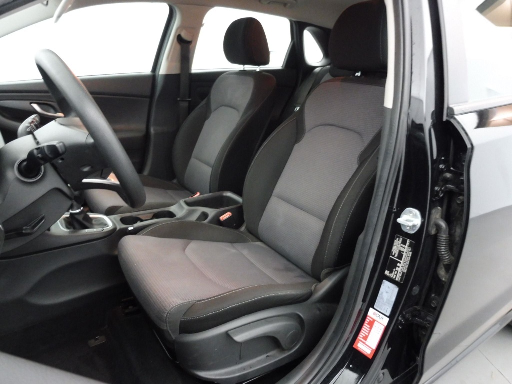 HYUNDAI i30 1.5 DPI 110essence - ref: 73105 - Photo 13