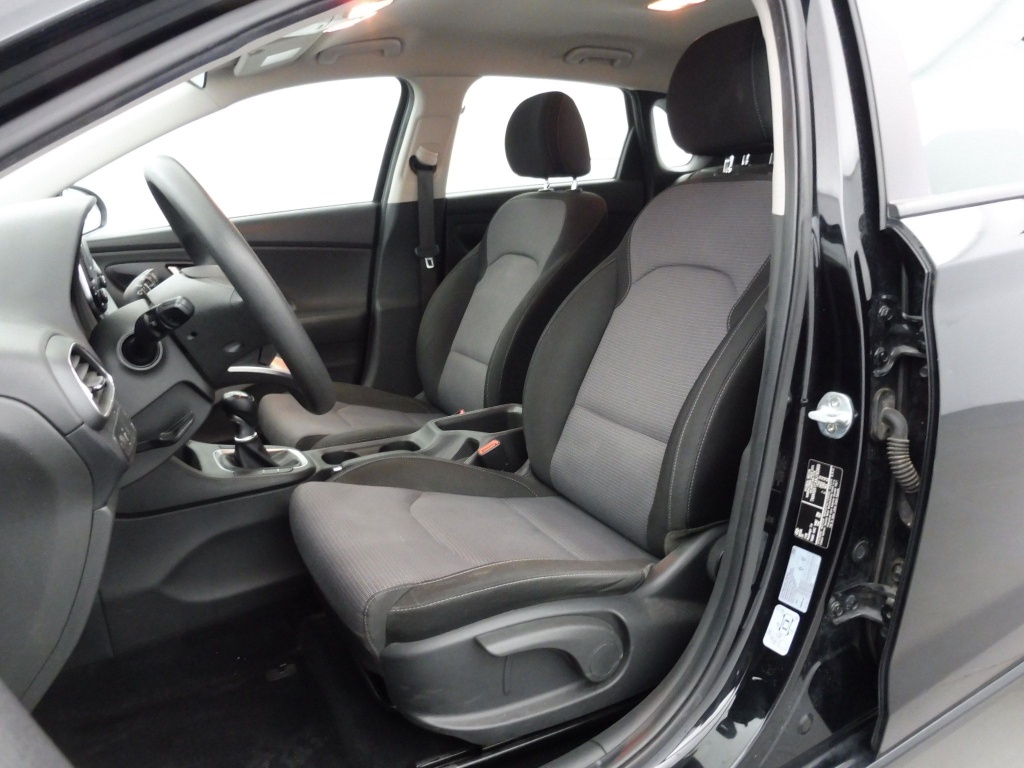 HYUNDAI i30 1.5 DPI 110 CH - ref: 73291 - Photo 13