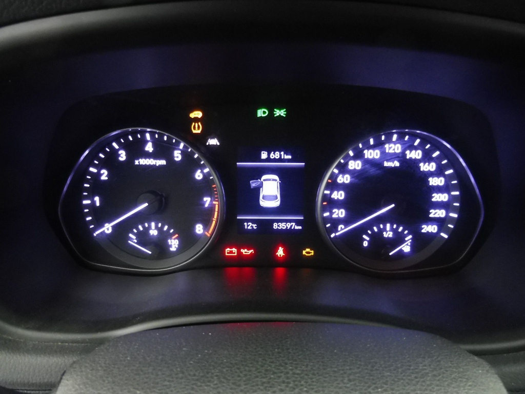 HYUNDAI i30 1.5 DPI 110 CH - ref: 73291 - Photo 8