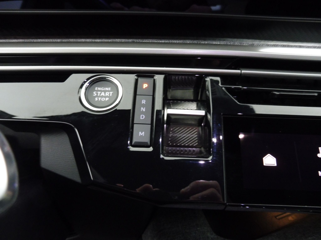 PEUGEOT 3008 1.2 HYBRID 145CH ALLURE E-DCS6 - ref: 73584 - Photo 14