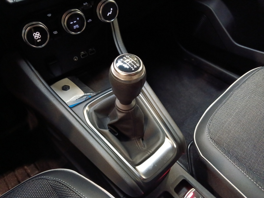 RENAULT Captur 1.0 TCE 90CH TECHNO - ref: 71626 - Photo 15