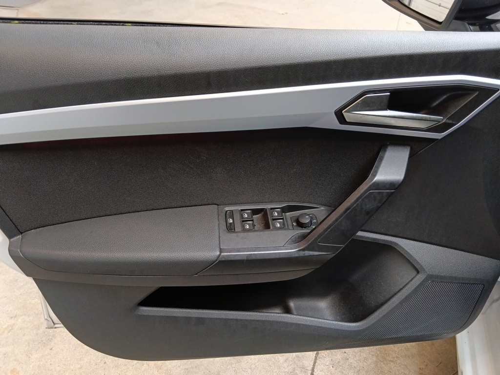 SEAT Ibiza 1.0 TSI 110CH FR - ref: 72190 - Photo 11