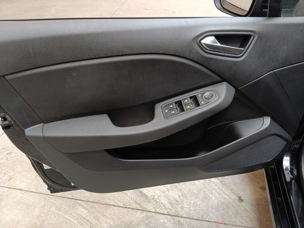 RENAULT Clio 1.5 BLUE DCI 100CH EVOLUTION GSR2 - ref: 72553 - Photo 11