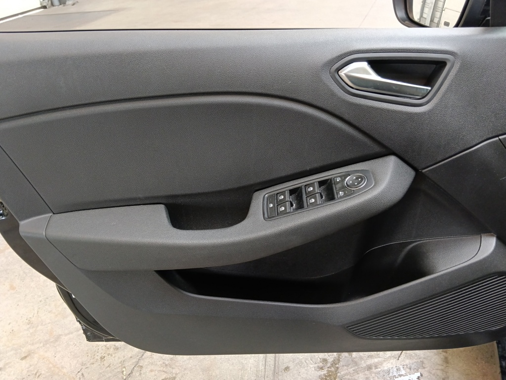 RENAULT Clio 1.5 BLUE DCI 100CH EVOLUTION GSR2 - ref: 72554 - Photo 11