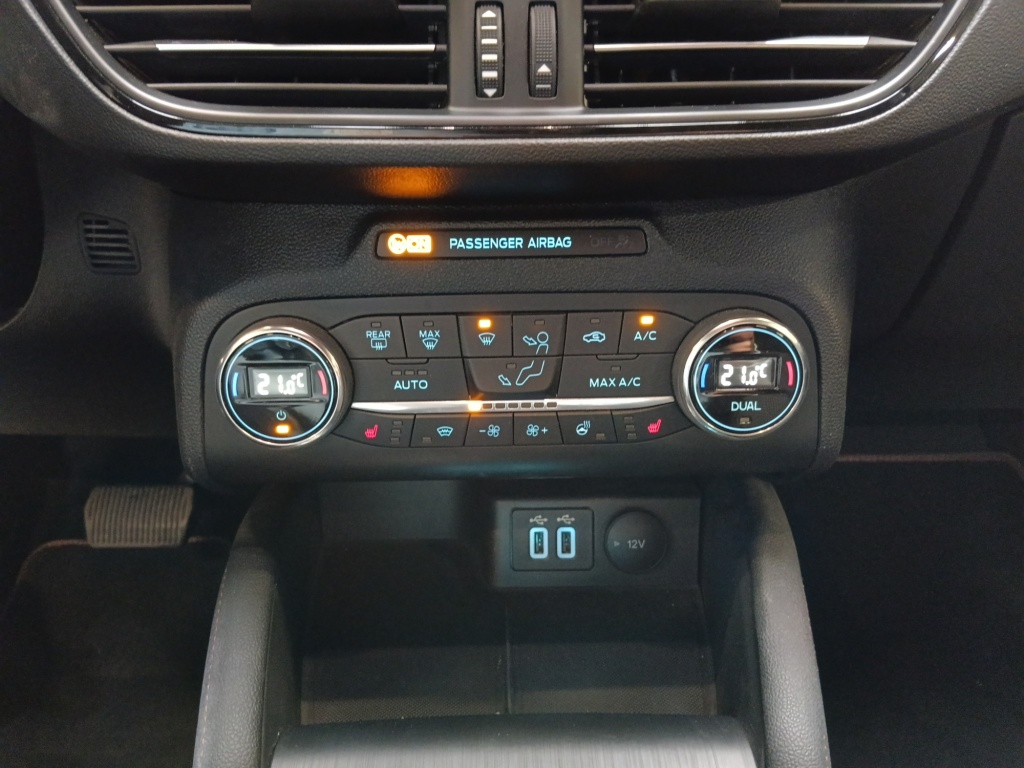 FORD Focus 1.5 ECOBOOST 150 CAst line x - ref: 73000 - Photo 20