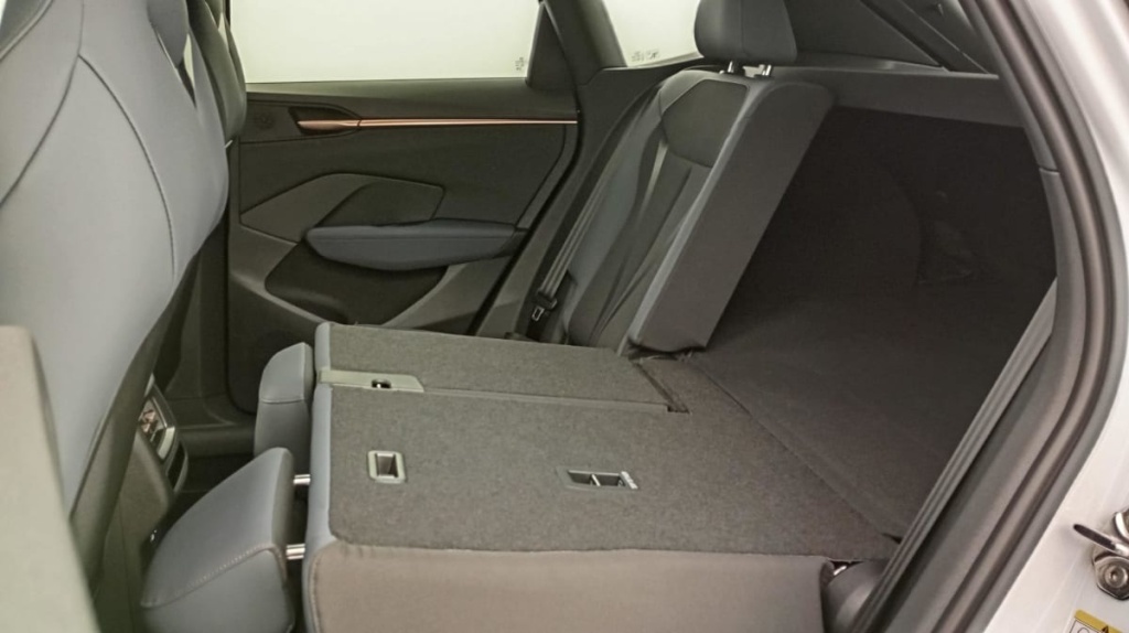 CUPRA Terramar 1.5 eTSI Hybrid 150 ch DSG7 V - ref: 1-306731 - Photo 10