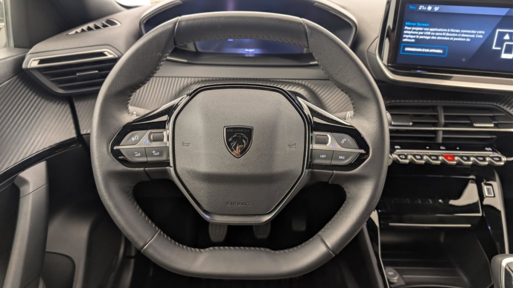 PEUGEOT 2008 PureTech 100 S S BVM6 Allure - ref: 1-313184 - Photo 14