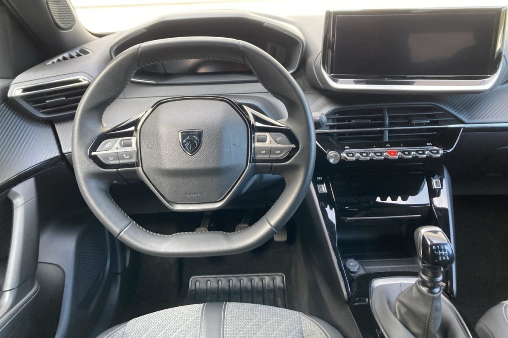 PEUGEOT 2008 PureTech 100 S S BVM6 Allure - ref: 1-313185 - Photo 13