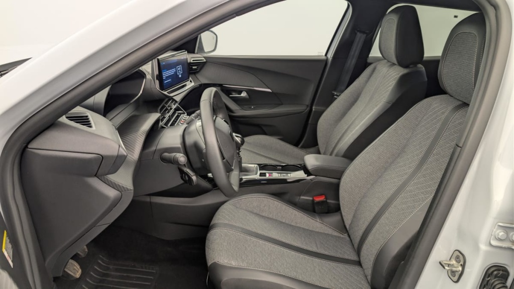 PEUGEOT 2008 PureTech 100 S S BVM6 Allure - ref: 1-313187 - Photo 16