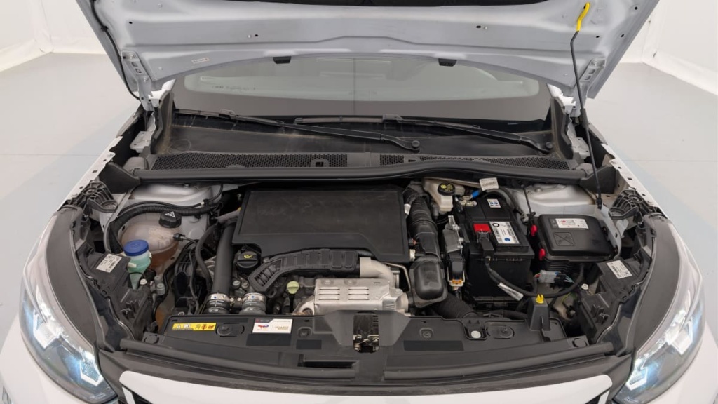 PEUGEOT 2008 PureTech 100 S S BVM6 Allure - ref: 1-313187 - Photo 20