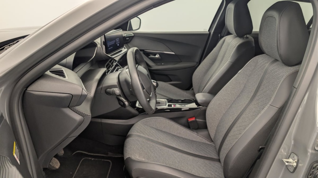 PEUGEOT 2008 PureTech 100 S S BVM6 Allure - ref: 1-313188 - Photo 16