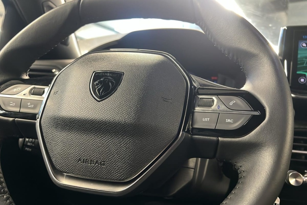 PEUGEOT 2008 PureTech 100 S S BVM6 Allure - ref: 1-313191 - Photo 15