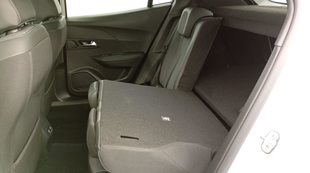 PEUGEOT 2008 PureTech 100 S S BVM6 Allure Pack - ref: 1-317955 - Photo 10
