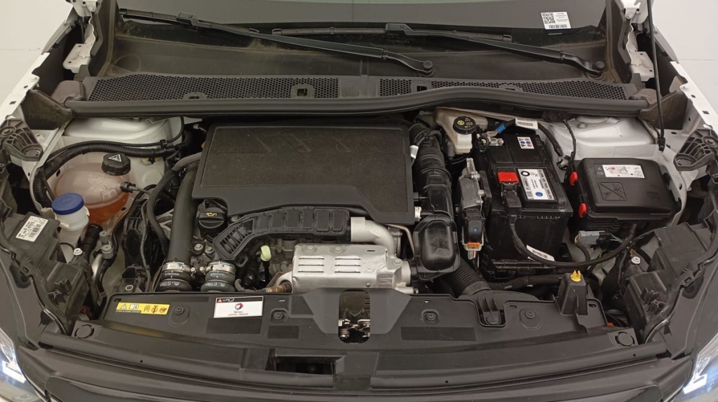 PEUGEOT 2008 PureTech 100 S S BVM6 Allure Pack - ref: 1-317955 - Photo 18