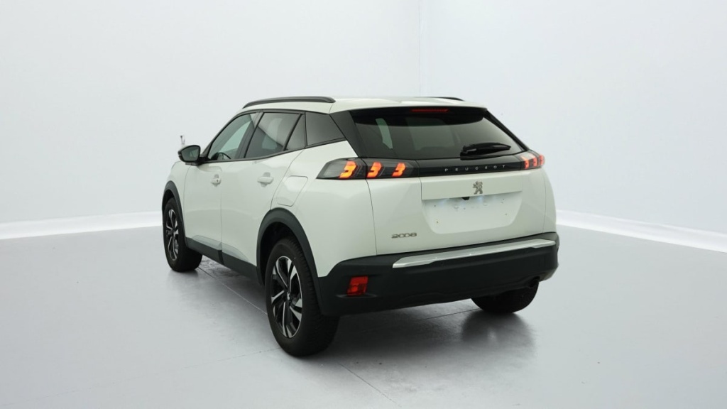 PEUGEOT 2008 PureTech 100 S S BVM6 Allure Pack - ref: 1-317955 - Photo 4