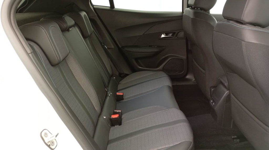 PEUGEOT 2008 PureTech 100 S S BVM6 Allure Pack - ref: 1-317955 - Photo 8