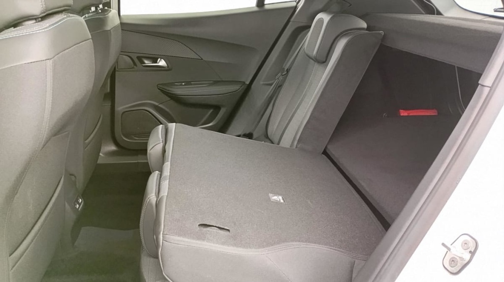 PEUGEOT 2008 PureTech 100 S S BVM6 Allure Pack - ref: 1-317957 - Photo 10