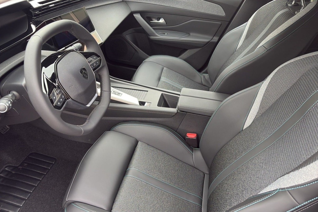 PEUGEOT 308 BlueHDi 130ch S S EAT8 Allure - ref: 1-319489 - Photo 7