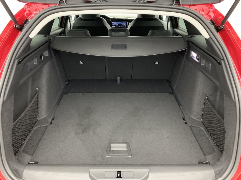 PEUGEOT 308 SW BlueHDi 130ch S S EAT8 Allure - ref: 1-319582 - Photo 9
