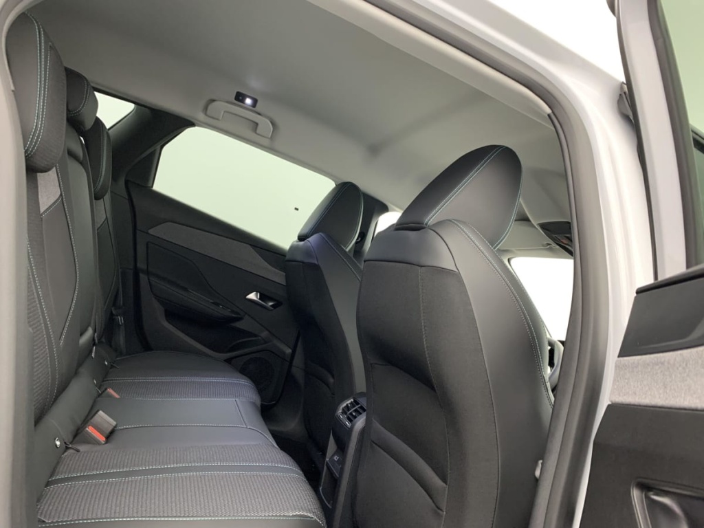 PEUGEOT 308 SW BlueHDi 130ch S S EAT8 Allure - ref: 1-319678 - Photo 8