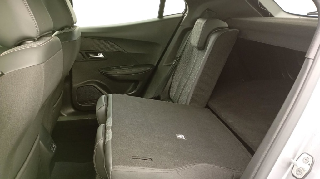 PEUGEOT 2008 PureTech 100 S S BVM6 Allure - ref: 1-320361 - Photo 10