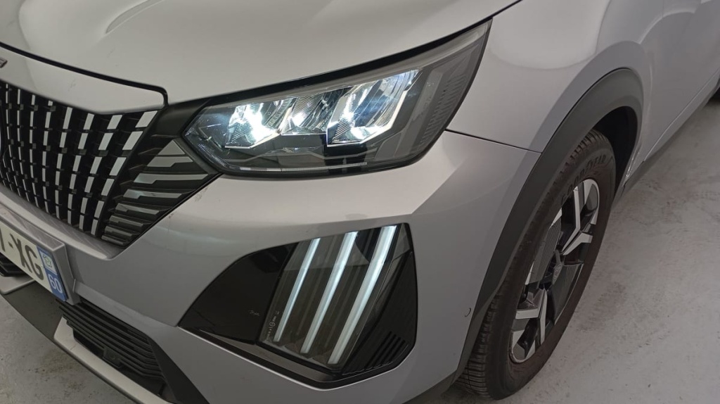 PEUGEOT 2008 PureTech 100 S S BVM6 Allure - ref: 1-320361 - Photo 19