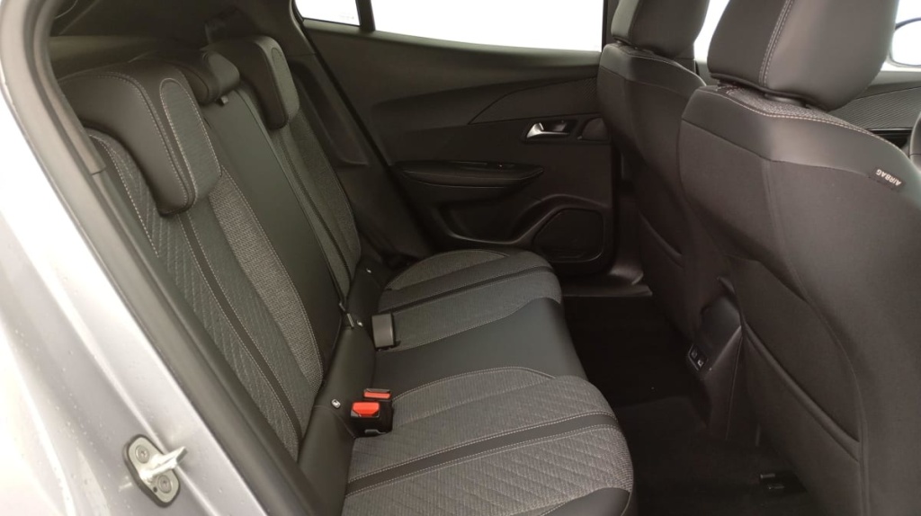 PEUGEOT 2008 PureTech 100 S S BVM6 Allure - ref: 1-320361 - Photo 8