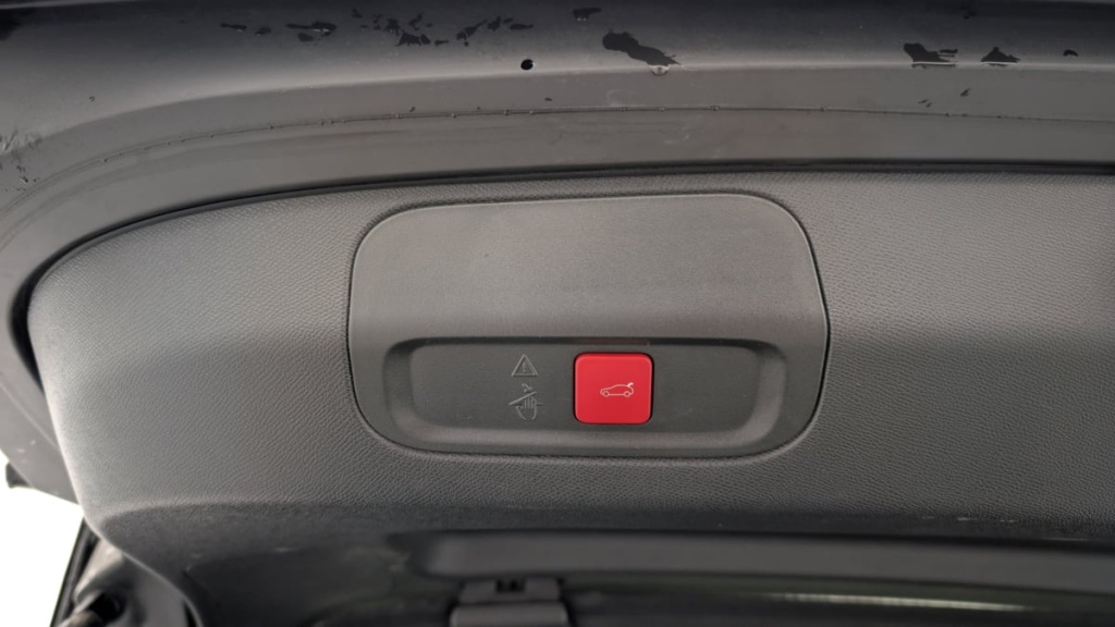 PEUGEOT 408 PureTech 130 ch S S EAT8 GT - ref: 1-321528 - Photo 15