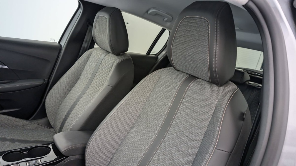 PEUGEOT 208 PureTech 100 S S BVM6 Allure - ref: 1-322698 - Photo 16