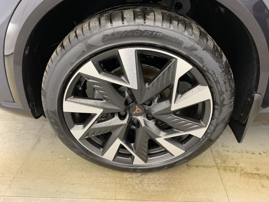 CUPRA FORMENTOR NOUVEAU 1.5 ETSI HYBRID 150 CH DSG7 V - ref: 1-324206 - Photo 19