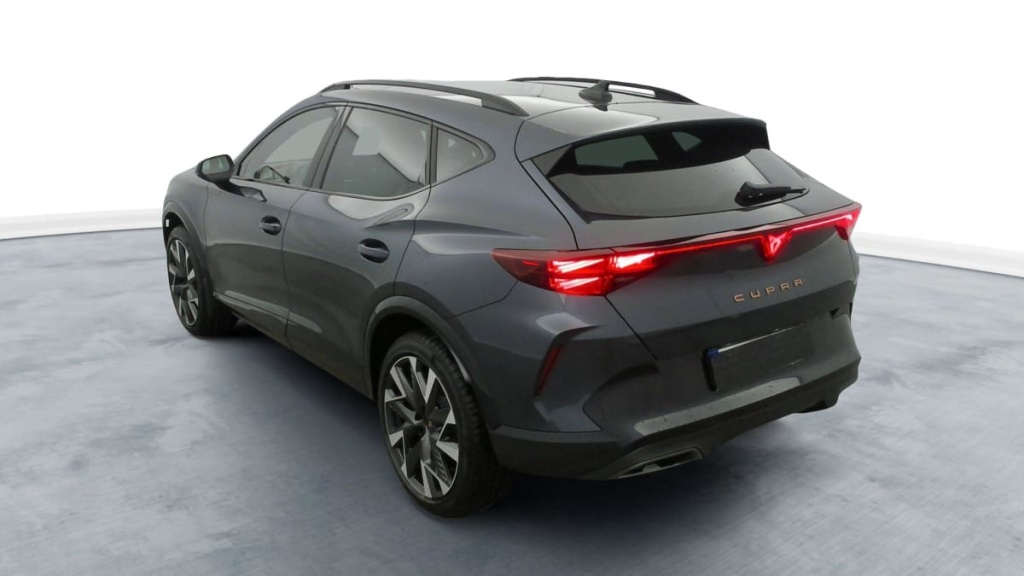 CUPRA FORMENTOR NOUVEAU 1.5 ETSI HYBRID 150 CH DSG7 V - ref: 1-324206 - Photo 4