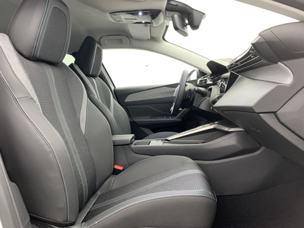 PEUGEOT 308 BlueHDi 130ch S S EAT8 Allure - ref: 1-325074 - Photo 7