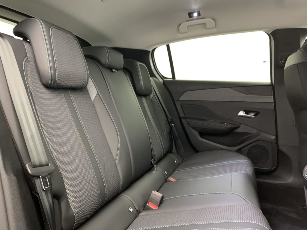 PEUGEOT 308 BlueHDi 130ch S S EAT8 Allure - ref: 1-325074 - Photo 8