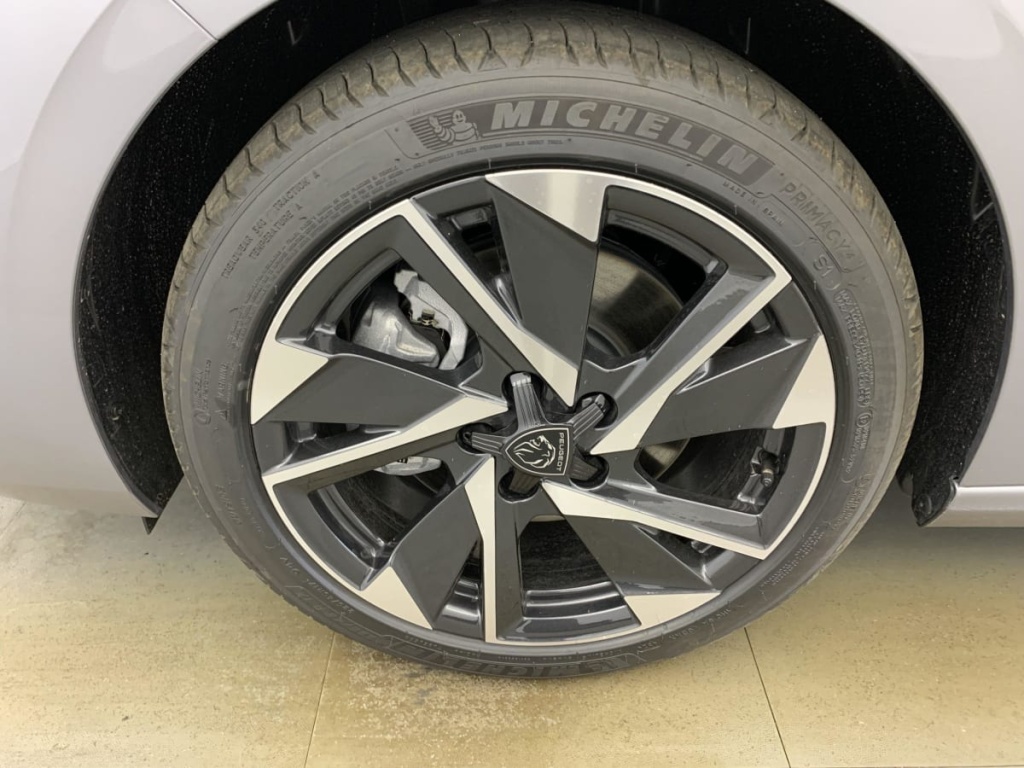 PEUGEOT 308 BlueHDi 130ch S S EAT8 Allure - ref: 1-325087 - Photo 16